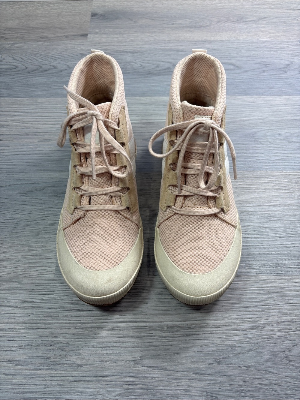 Sorel Out 'N About III Women’s Nova Chalk Sand Sneakers - size 9 - Picture 2 of 10
